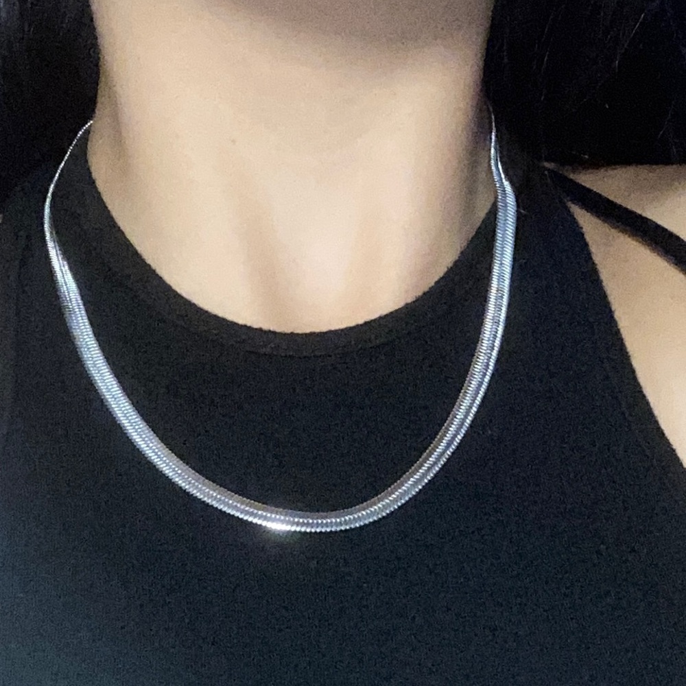 thin silver chain